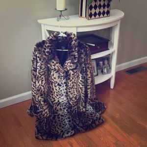 Faux fur leopard coat